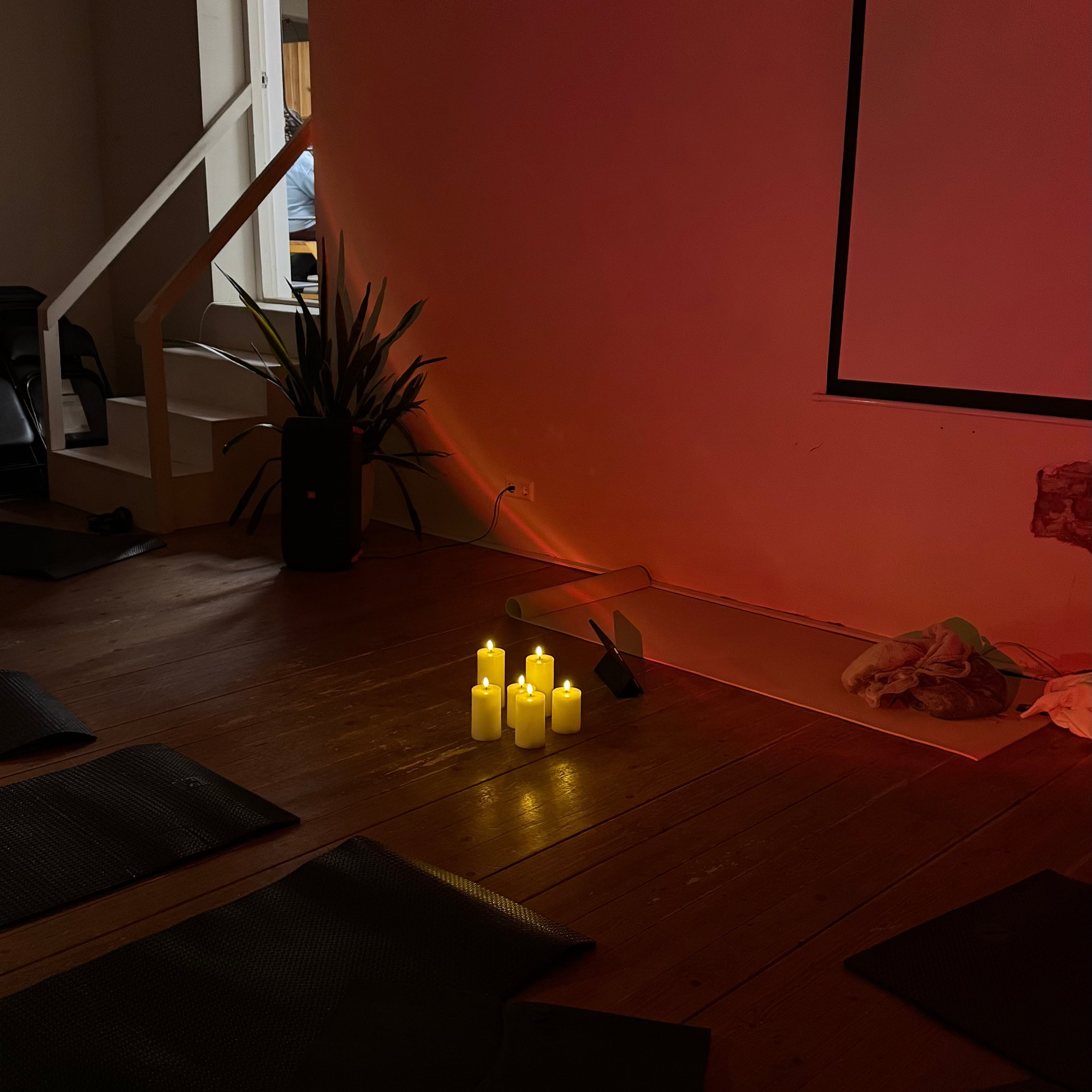 Ground & Connect: May 6 (single class) – Grounded Community